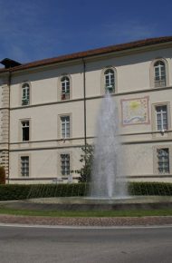 liceo ancina edificio